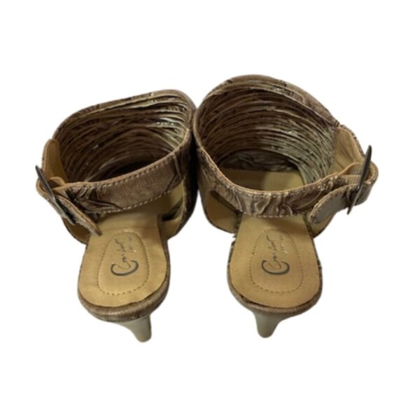 NWOB C COMFORT Womens Taupe Slinky Textured Embossed Peep Toe Heels Size 11 Boho - Picture 5 of 6